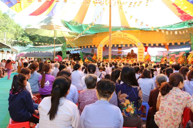Bình Dương: Đặt đá xây dựng và bổ nhiệm Viện Chủ, Trụ trì chùa Phổ Hiền.