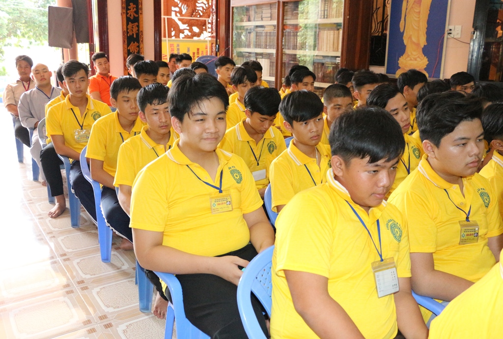Chùm ảnh: Thời pháp thoại khóa tu “Sen Thanh Mùa Hạ”.