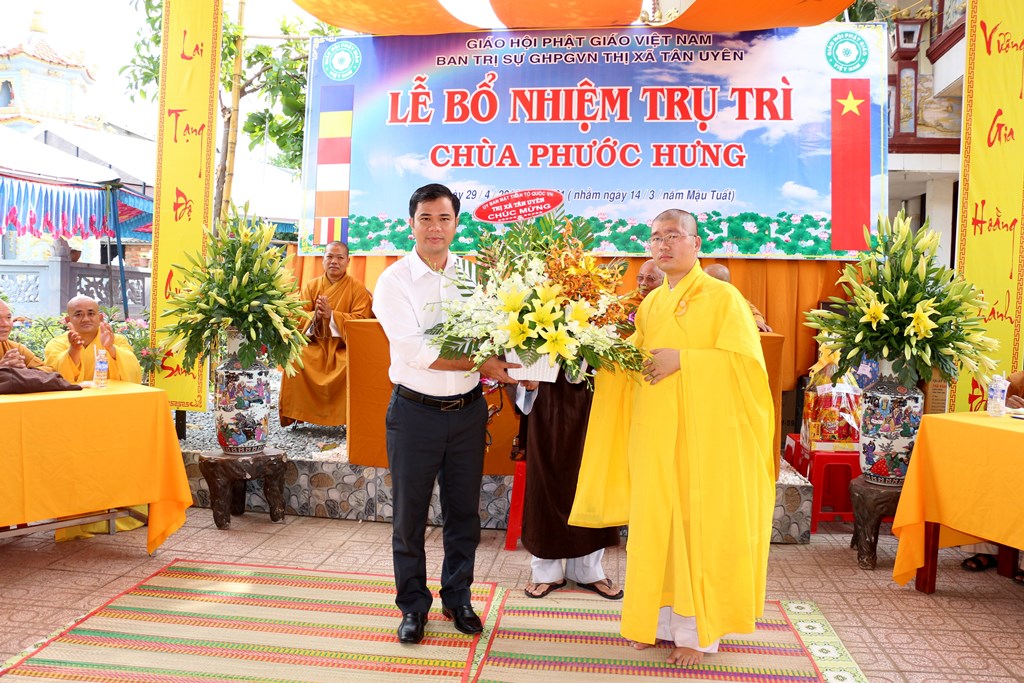 Bình Dương: Lễ bổ nhiệm Trụ trì chùa Phước Hưng.