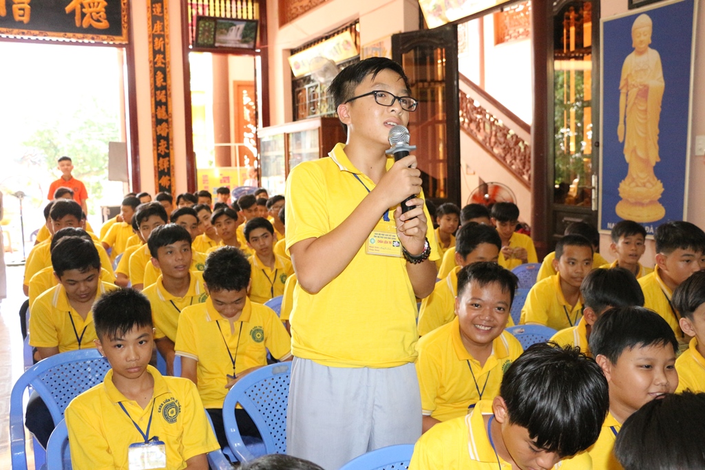 Chùm ảnh: Thời pháp thoại khóa tu “Sen Thanh Mùa Hạ”.