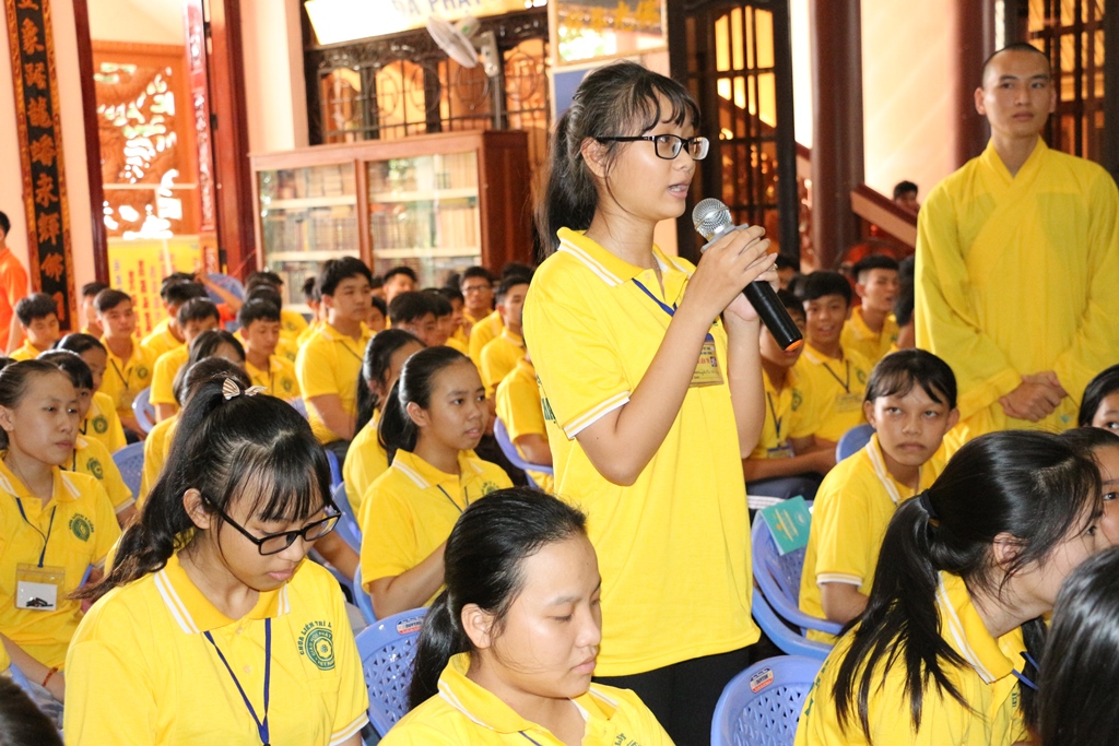 Chùm ảnh: Thời pháp thoại khóa tu “Sen Thanh Mùa Hạ”.