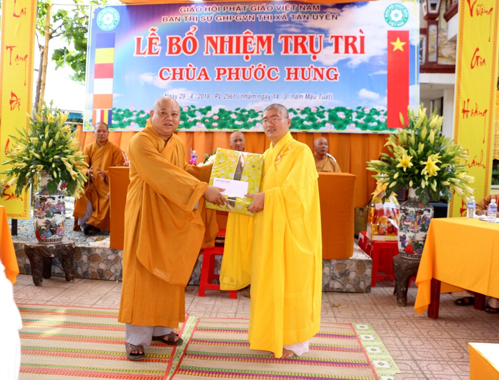 Bình Dương: Lễ bổ nhiệm Trụ trì chùa Phước Hưng.