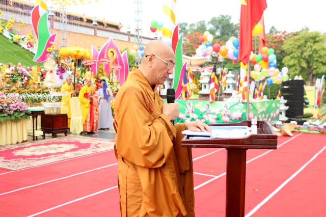 PG Bình Dương: Chào mừng Đại lễ Phật đản PL.2562 – DL.2018