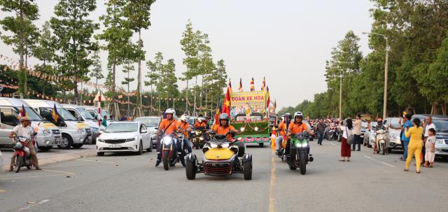 Bình Dương: Tưng bừng chào mừng Đại lễ Phật Đản