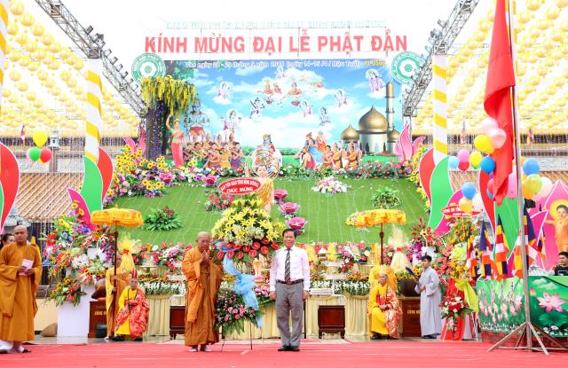 PG Bình Dương: Chào mừng Đại lễ Phật đản PL.2562 – DL.2018