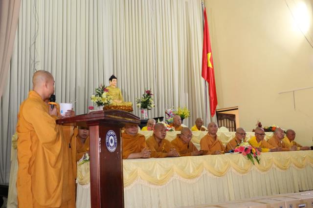 Bình Dương: Buổi thuyết giảng đầu tiên tại đạo tràng an cư kiết hạ.