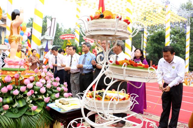 PG Bình Dương: Chào mừng Đại lễ Phật đản PL.2562 – DL.2018