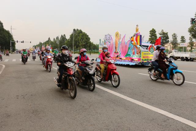 Bình Dương: Tưng bừng chào mừng Đại lễ Phật Đản