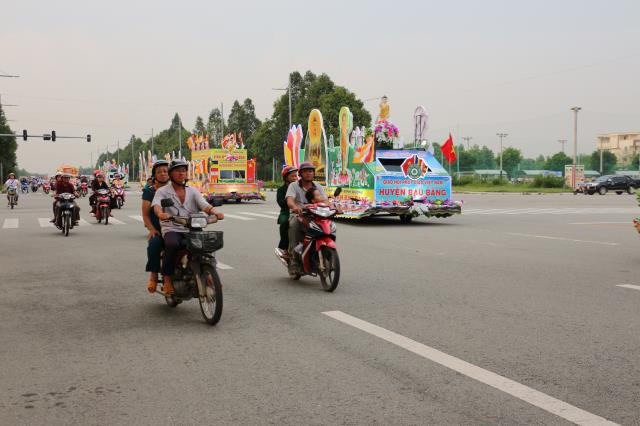 Bình Dương: Tưng bừng chào mừng Đại lễ Phật Đản