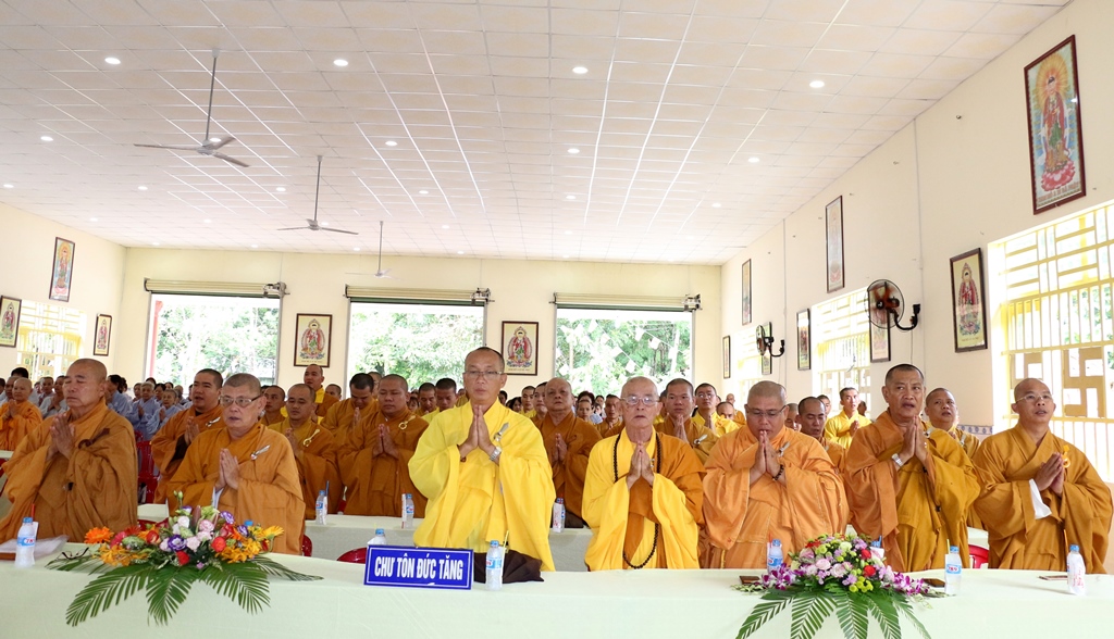 Bình Dương: Đại lễ Phật Đản của BTS GHPGVN thị xã Bến Cát