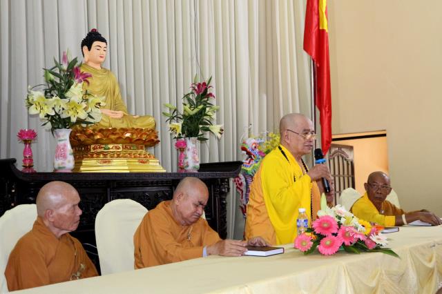 Bình Dương: Buổi thuyết giảng đầu tiên tại đạo tràng an cư kiết hạ.
