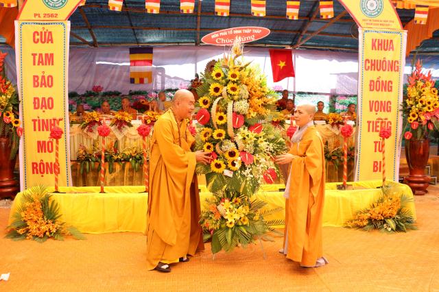 Bình Dương: Đặt đá xây dựng và bổ nhiệm Viện Chủ, Trụ trì chùa Phổ Hiền.