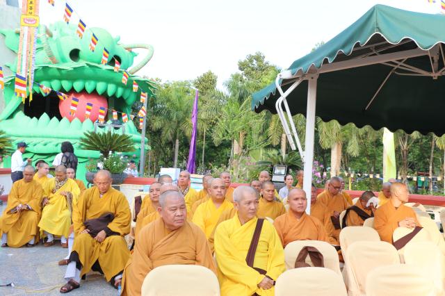 Đại Lễ Trai Đàn Chẩn Tế Cầu Siêu Tiết Thanh Minh.
