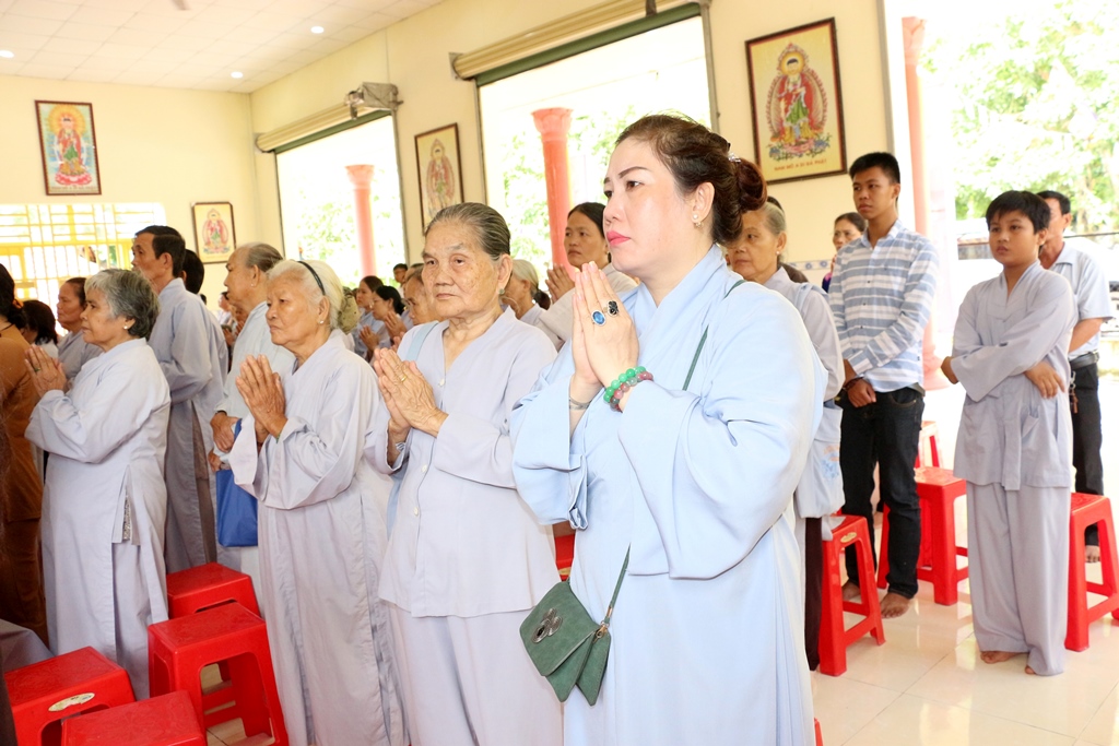 Bình Dương: Đại lễ Phật Đản của BTS GHPGVN thị xã Bến Cát