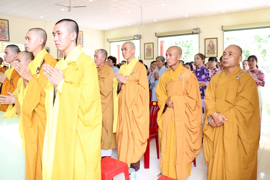 Bình Dương: Đại lễ Phật Đản của BTS GHPGVN thị xã Bến Cát