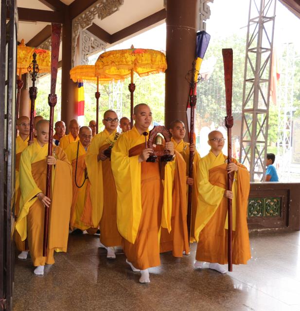 Phật giáo Bình Dương vào mùa an cư kiết hạ.