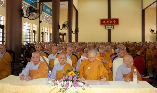 Phật giáo Bình Dương vào mùa an cư kiết hạ.