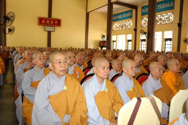 Phật giáo Bình Dương vào mùa an cư kiết hạ.