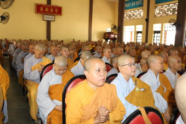 Phật giáo Bình Dương vào mùa an cư kiết hạ.