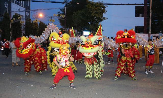 Bình Dương: Tưng bừng chào mừng Đại lễ Phật Đản