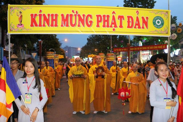 Bình Dương: Tưng bừng chào mừng Đại lễ Phật Đản
