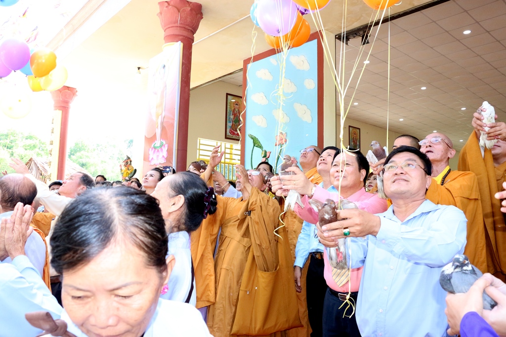 Bình Dương: Đại lễ Phật Đản của BTS GHPGVN thị xã Bến Cát