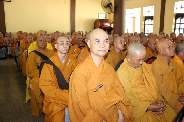 Phật giáo Bình Dương vào mùa an cư kiết hạ.
