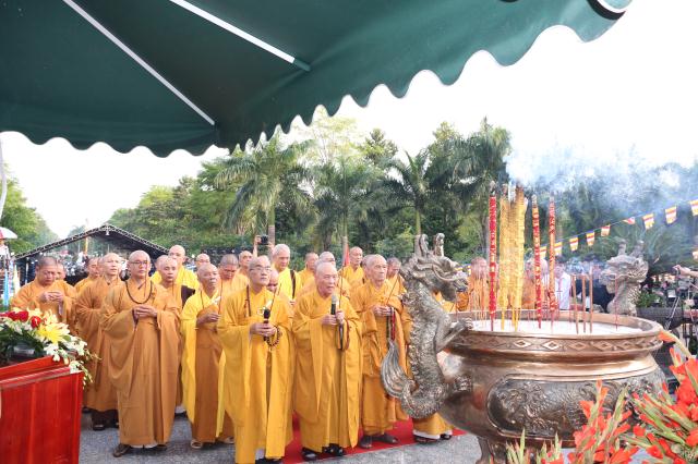 Đại Lễ Trai Đàn Chẩn Tế Cầu Siêu Tiết Thanh Minh.