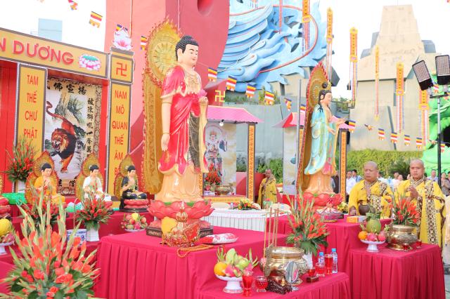 Đại Lễ Trai Đàn Chẩn Tế Cầu Siêu Tiết Thanh Minh.