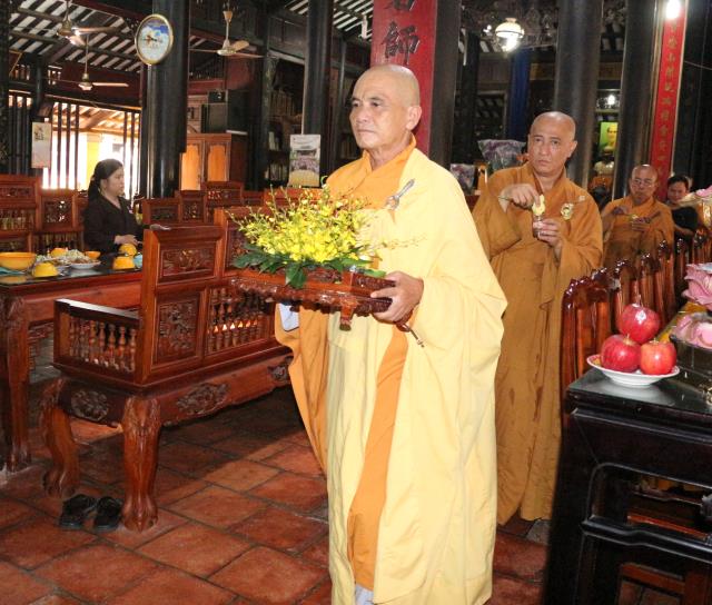 Phật giáo Bình Dương vào mùa an cư kiết hạ.