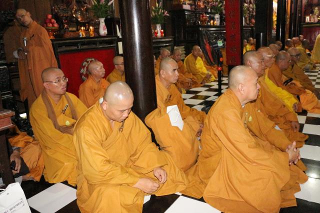 Phật giáo Bình Dương vào mùa an cư kiết hạ.