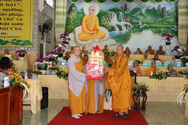 Lễ khai hạ cho Chư Ni tỉnh Bình Dương
