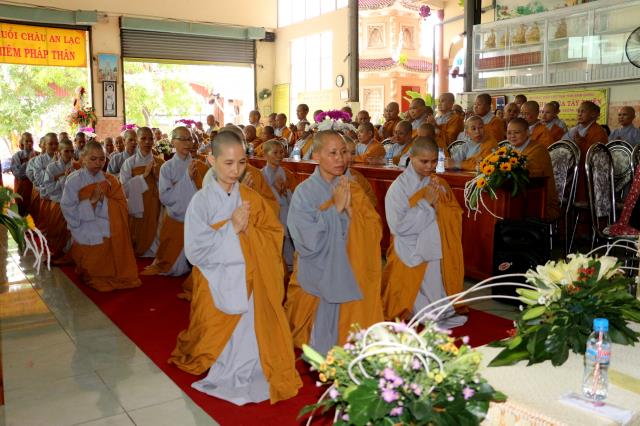 Lễ khai hạ cho Chư Ni tỉnh Bình Dương