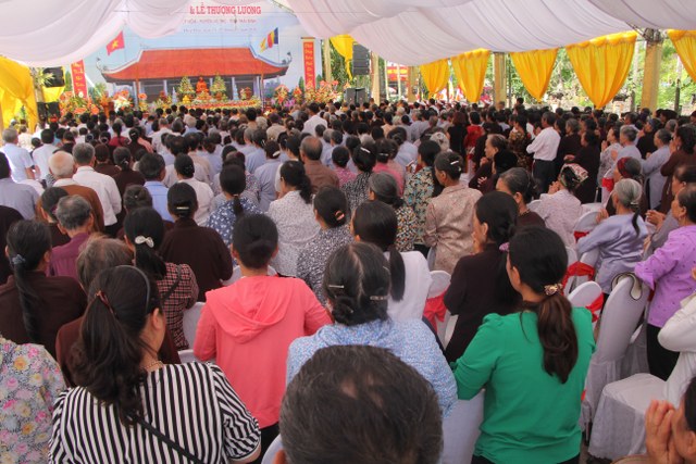 Thái Bình: Chùa Phúc Minh tổ chức Phật đản, thượng lương Chính điện