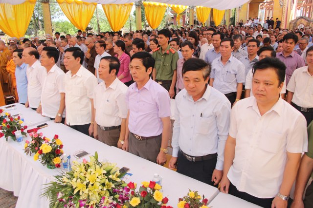 Thái Bình: Chùa Phúc Minh tổ chức Phật đản, thượng lương Chính điện