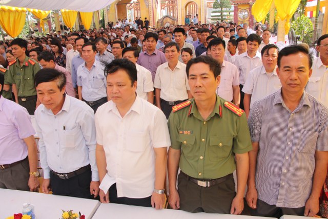 Thái Bình: Chùa Phúc Minh tổ chức Phật đản, thượng lương Chính điện