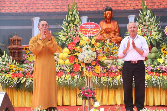 Thái Bình: Chùa Phúc Minh tổ chức Phật đản, thượng lương Chính điện
