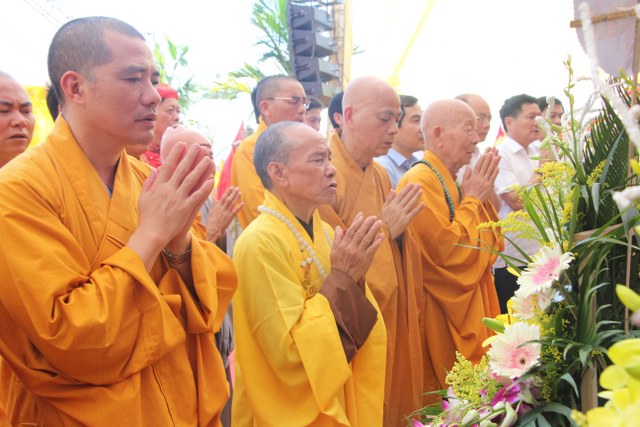 Thái Bình: Chùa Phúc Minh tổ chức Phật đản, thượng lương Chính điện