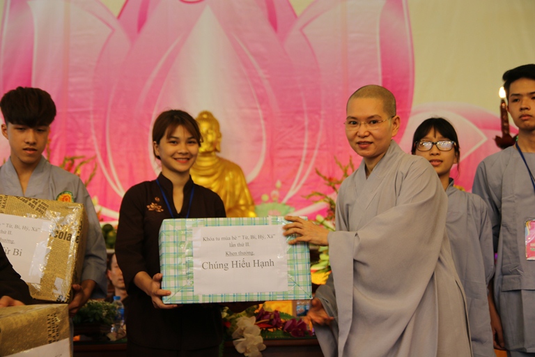 Hà Nội: Lễ bế mạc khóa tu mùa hè “ Từ - Bi- Hỷ - Xả” lần thứ II