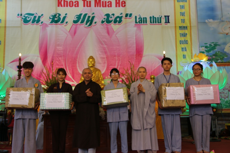 Hà Nội: Lễ bế mạc khóa tu mùa hè “ Từ - Bi- Hỷ - Xả” lần thứ II