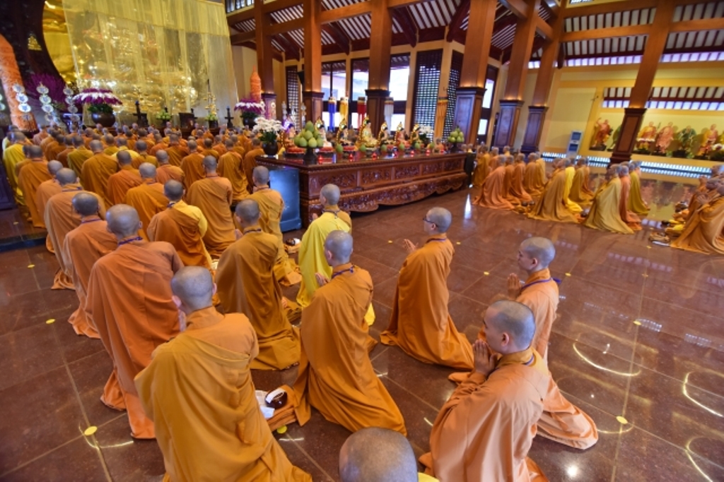 Đại giới đàn Trí Tịnh: Lễ truyền giới Tỳ-kheo tại giới trường Việt Nam Quốc Tự