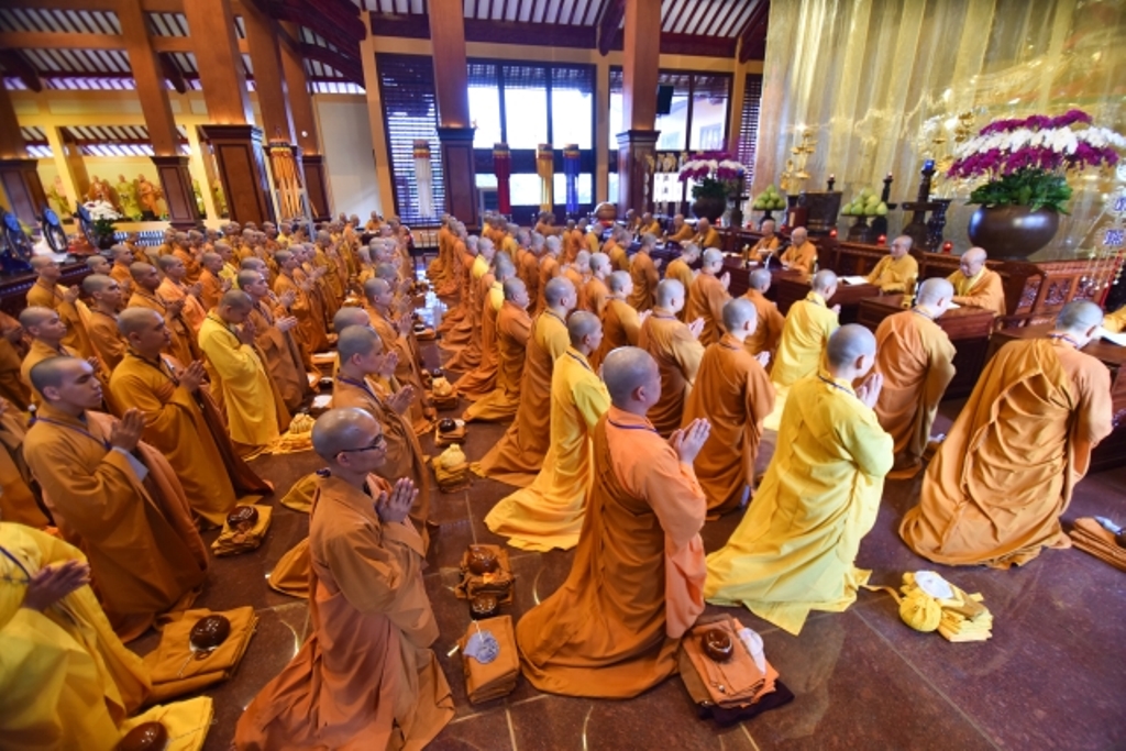 Đại giới đàn Trí Tịnh: Lễ truyền giới Tỳ-kheo tại giới trường Việt Nam Quốc Tự