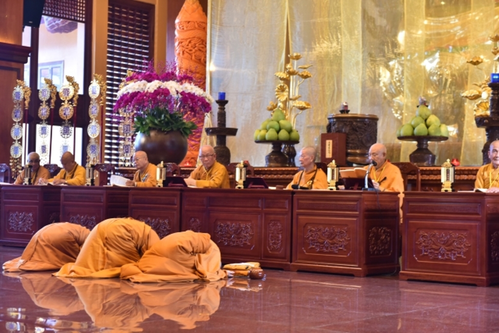 Đại giới đàn Trí Tịnh: Lễ truyền giới Tỳ-kheo tại giới trường Việt Nam Quốc Tự