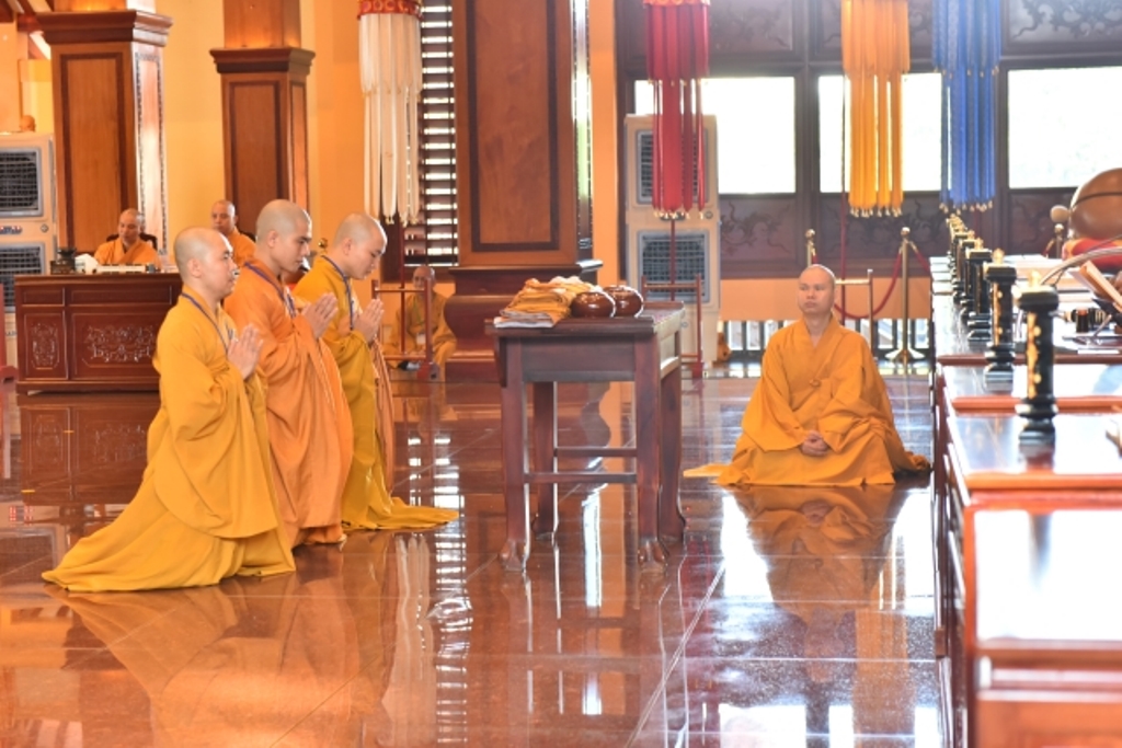 Đại giới đàn Trí Tịnh: Lễ truyền giới Tỳ-kheo tại giới trường Việt Nam Quốc Tự