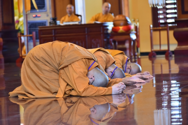 Đại giới đàn Trí Tịnh: Lễ truyền giới Tỳ-kheo tại giới trường Việt Nam Quốc Tự