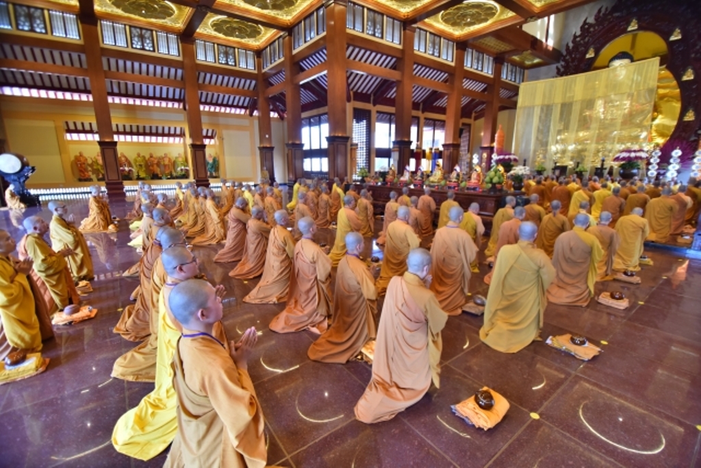 Đại giới đàn Trí Tịnh: Lễ truyền giới Tỳ-kheo tại giới trường Việt Nam Quốc Tự
