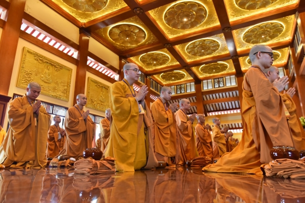 Đại giới đàn Trí Tịnh: Lễ truyền giới Tỳ-kheo tại giới trường Việt Nam Quốc Tự