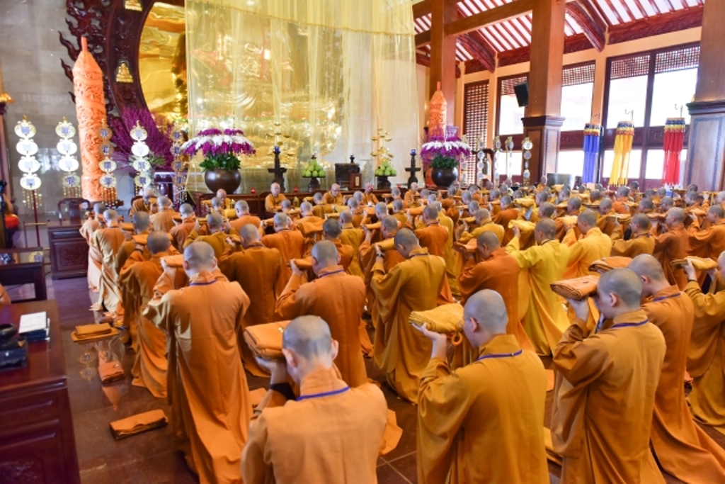 Đại giới đàn Trí Tịnh: Lễ truyền giới Tỳ-kheo tại giới trường Việt Nam Quốc Tự