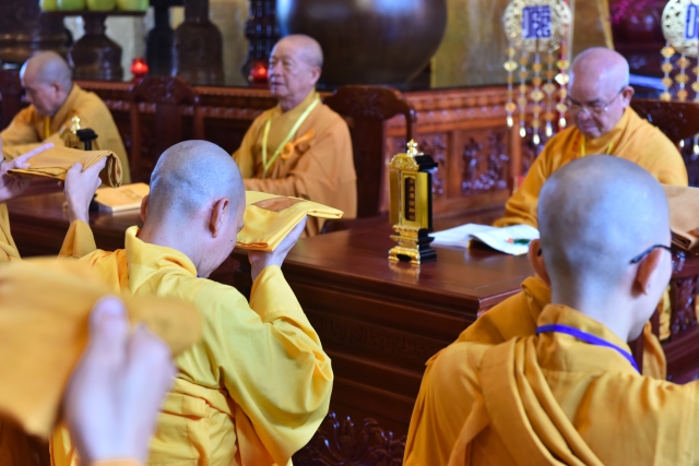 Đại giới đàn Trí Tịnh: Lễ truyền giới Tỳ-kheo tại giới trường Việt Nam Quốc Tự