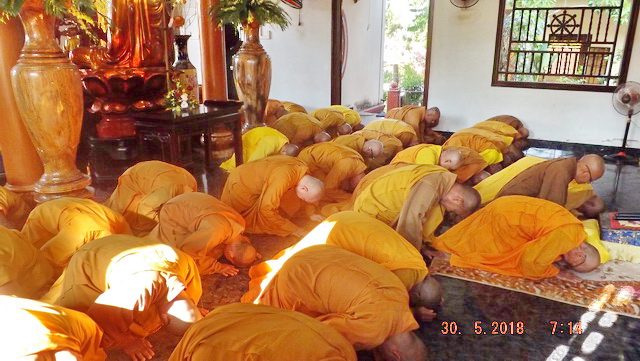 Phật giáo thị xã Ninh Hòa tác pháp an cư
